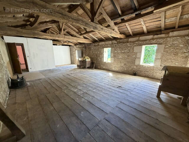 Maison avec fort potentiel - photo 8