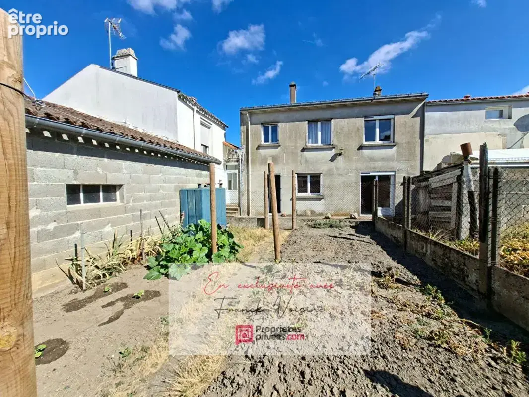 Maison à BEAUREPAIRE