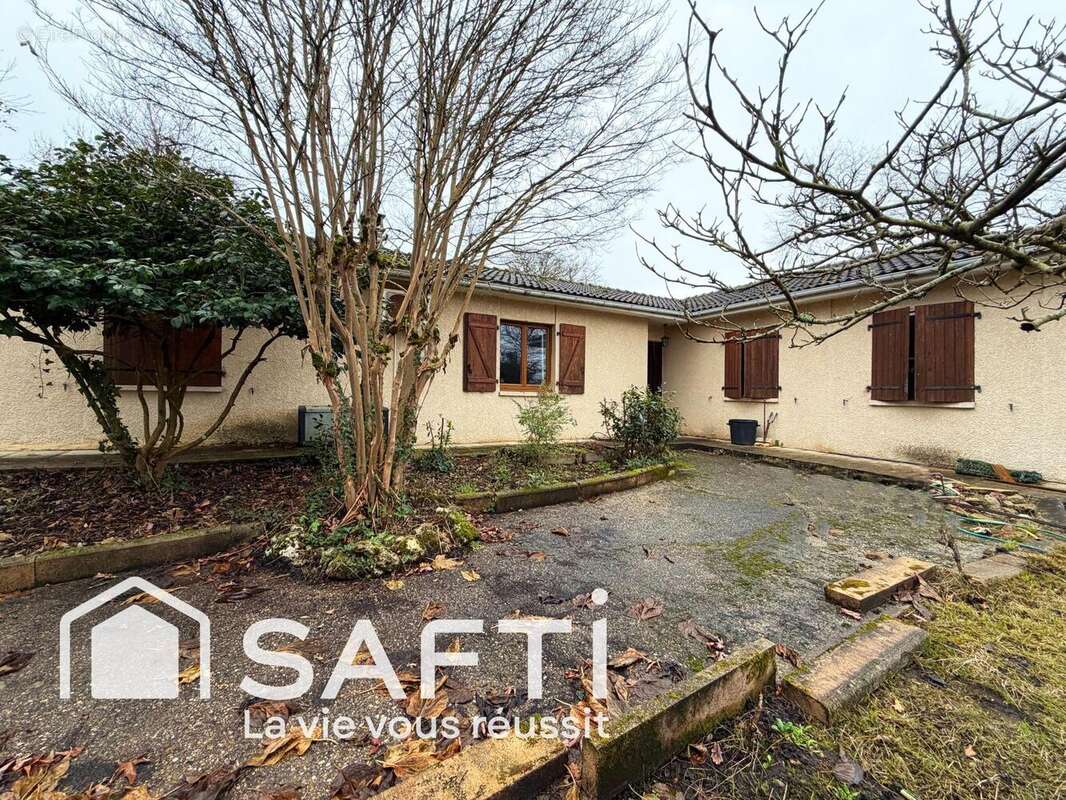 Photo 9 - Maison à BEYCHAC-ET-CAILLAU