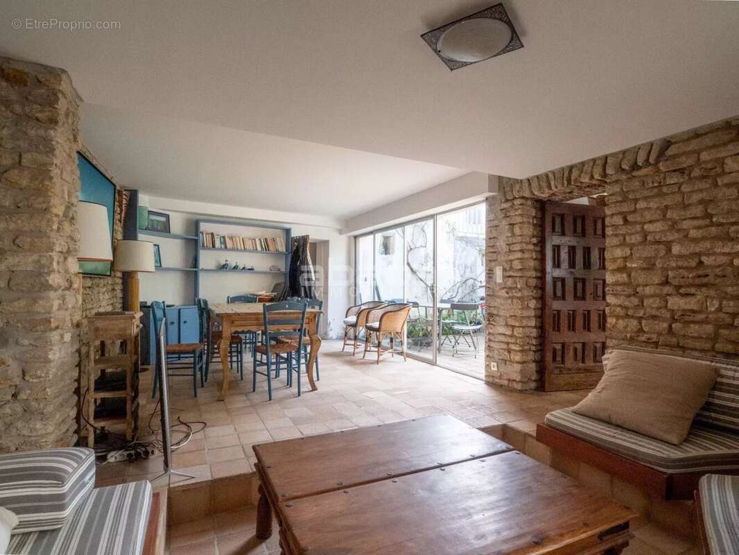 Maison à LES PORTES-EN-RE