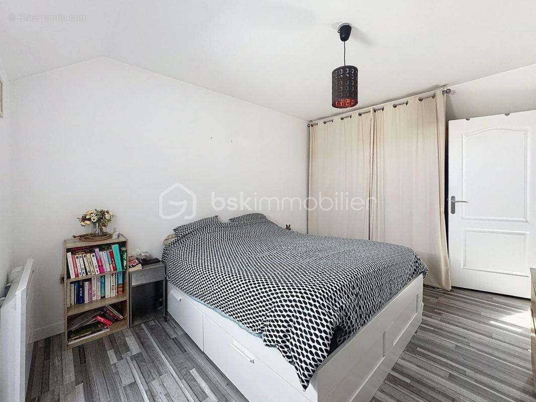 Appartement à BOUAFLE