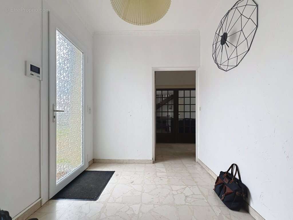 Maison à ETANG-SUR-ARROUX