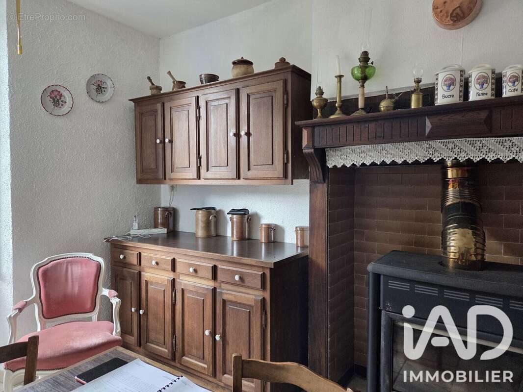 Maison 140 m² à Saint-Setiers  - photo 5
