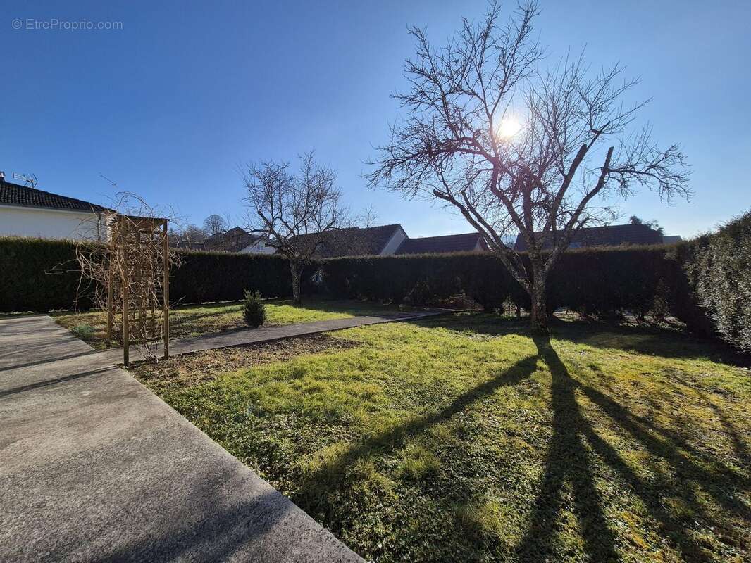 Maison à FOUCHERANS