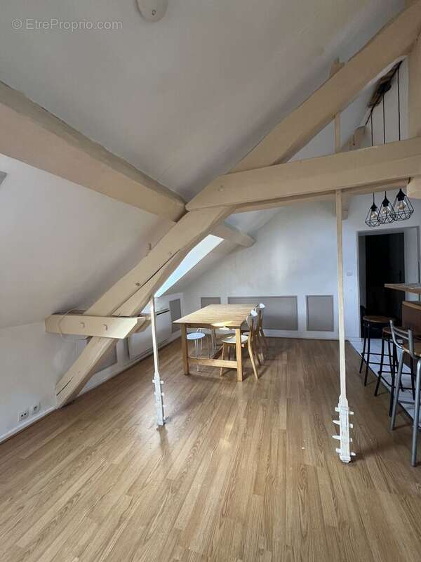 Appartement à CORBEIL-ESSONNES