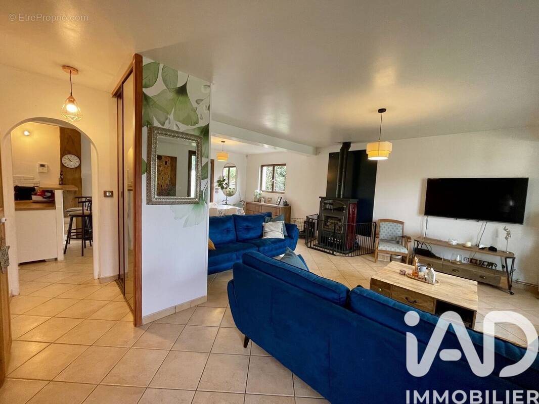 Photo 1 - Maison à HOUDAN