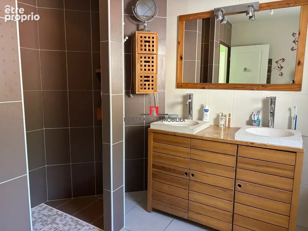 Maison 7 pièces 140 m² à vendre à Saint-Andre-De-Cubzac (33240) - photo 9