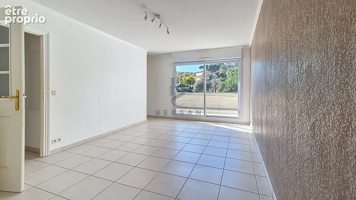 Appartement 2 pieces la tour de mare fréjus proche des commerces - photo 2