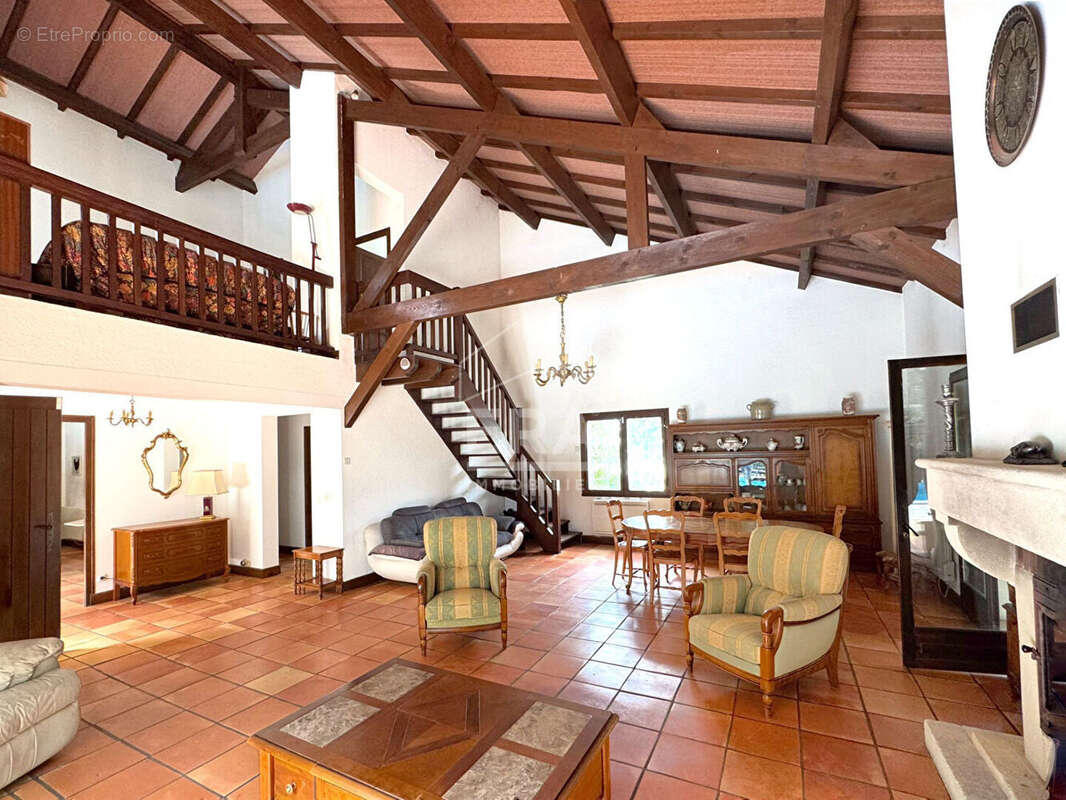 Maison à GUJAN-MESTRAS