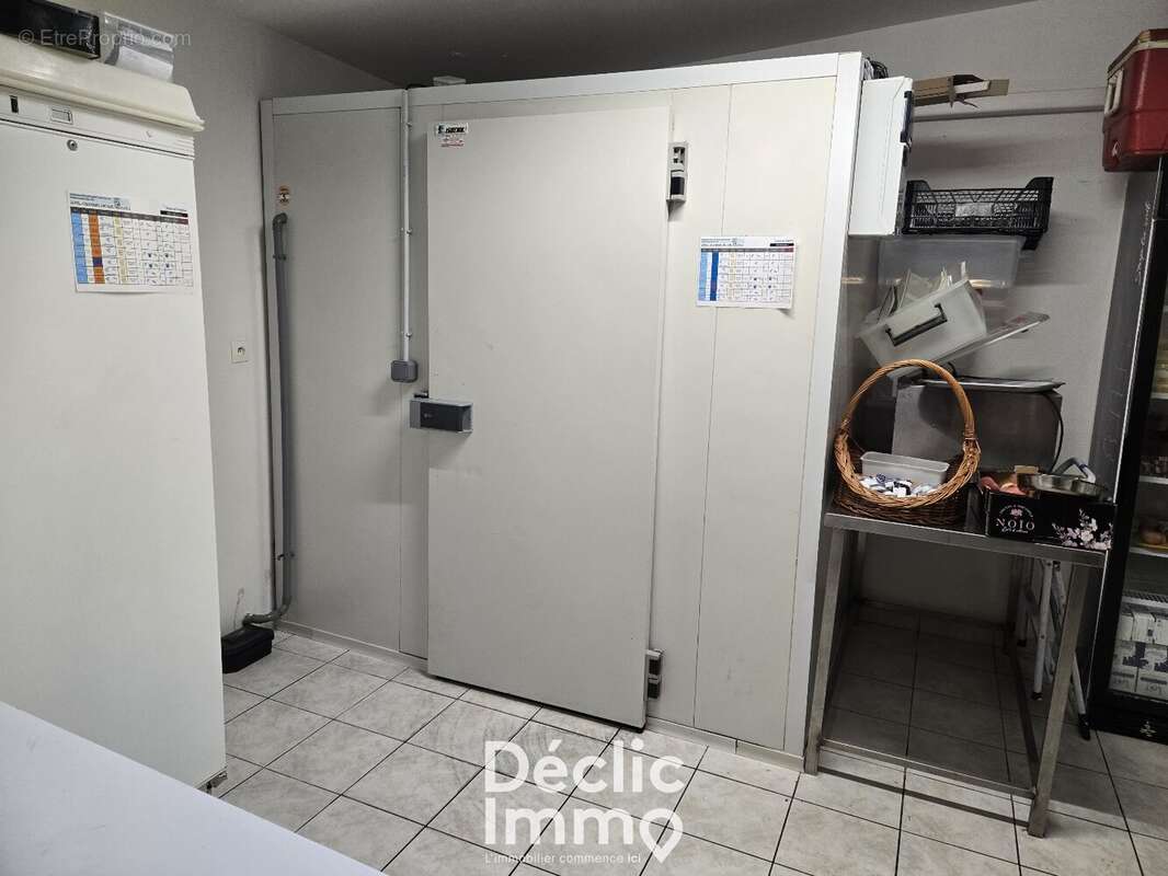 À VENDRE - Exceptionnel Hôtel-Restaurant clé en main avec licence IV + maison attenante - photo 10