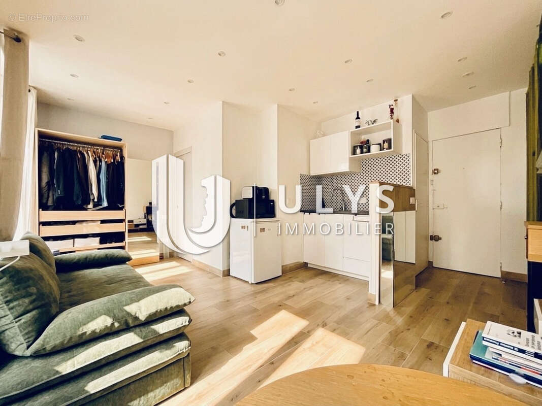 Appartement à PARIS-10E