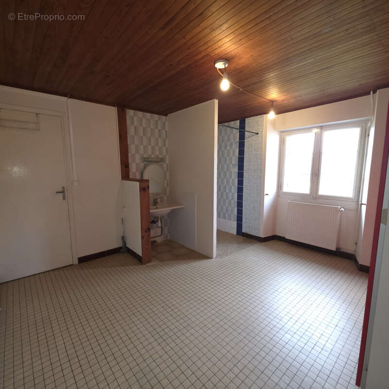 Maison à BELIN-BELIET