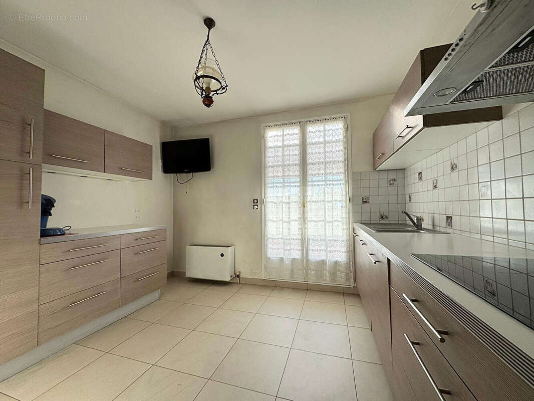 Maison à SAINT-JULIEN-DE-CONCELLES