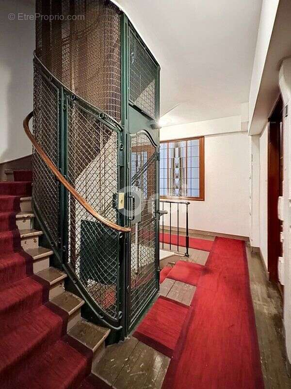 Appartement À Vendre - photo 5