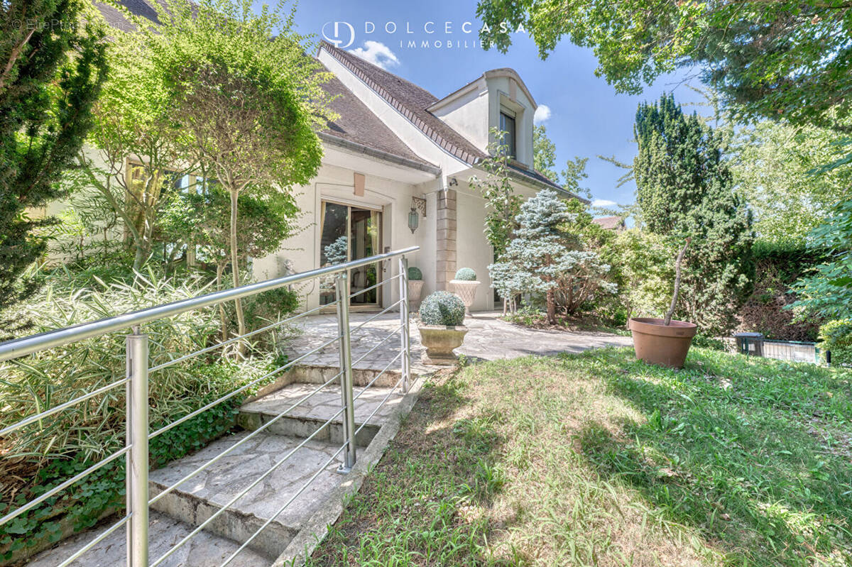 Maison à NOISY-LE-GRAND