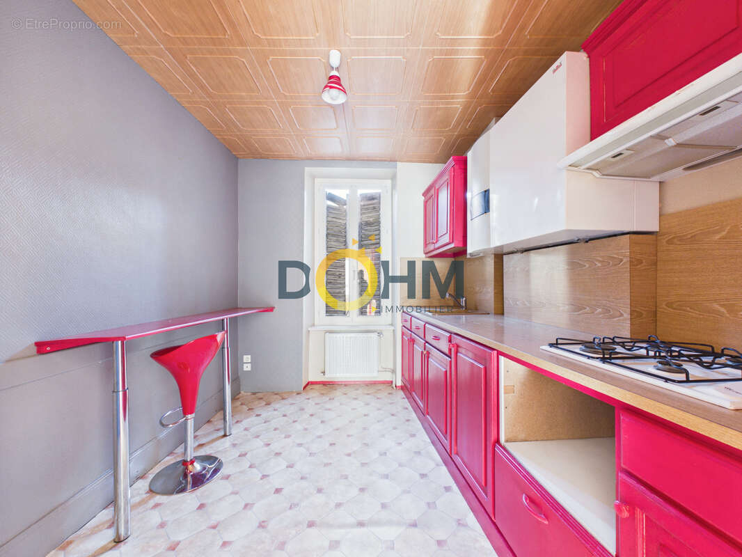 Paulhaguet   Maison de bourg avec garage, grange et cour de 40 m2, idéale pour investissement locatif. - photo 8