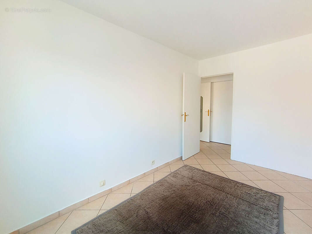 Appartement centre Alfortville 3 pièce(s) 62.23 m2 refait à neuf DPE C - photo 10