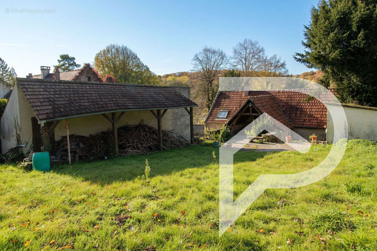 Maison à CUISE-LA-MOTTE