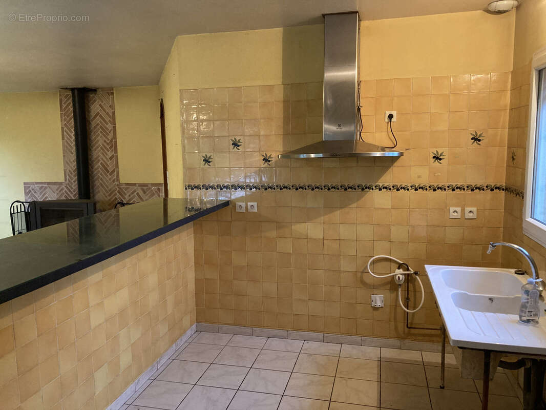 Maison à SERRES-CASTET