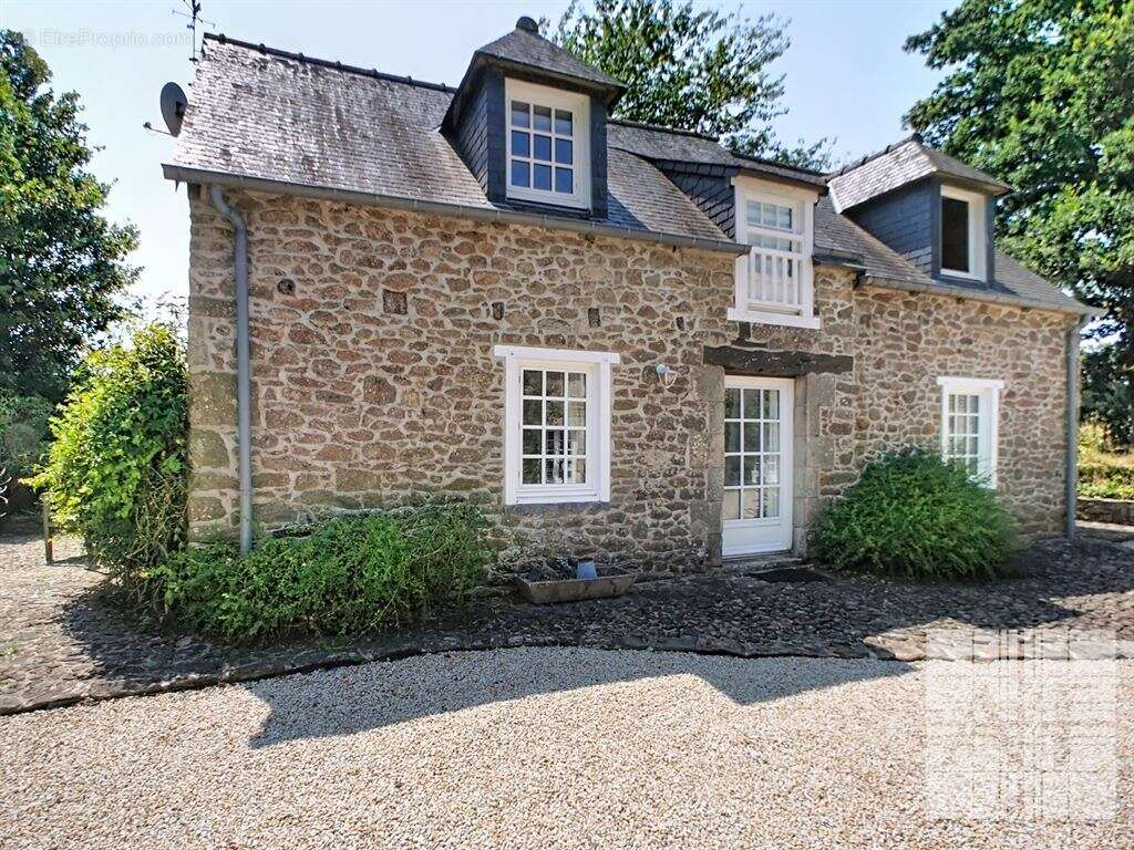 Ensemble immobilier de deux maisons, charme et authenticité - photo 13