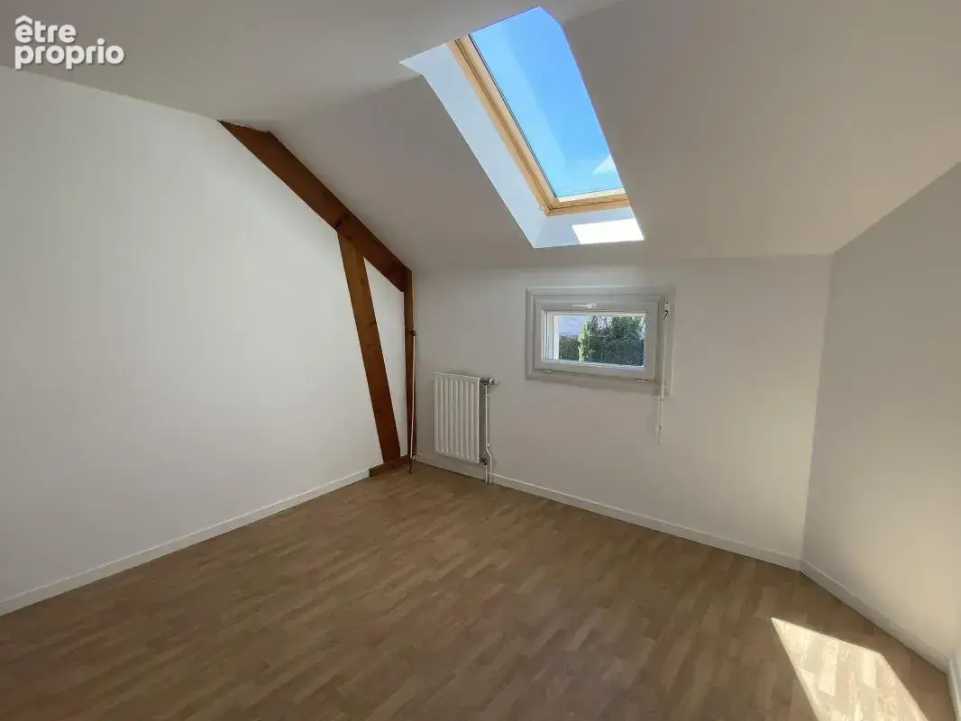 Appartement 4 pièces - proche Palais de justice - photo 8