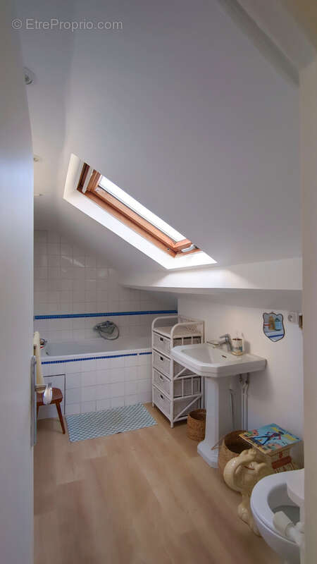 Appartement à ASNIERES-SUR-SEINE