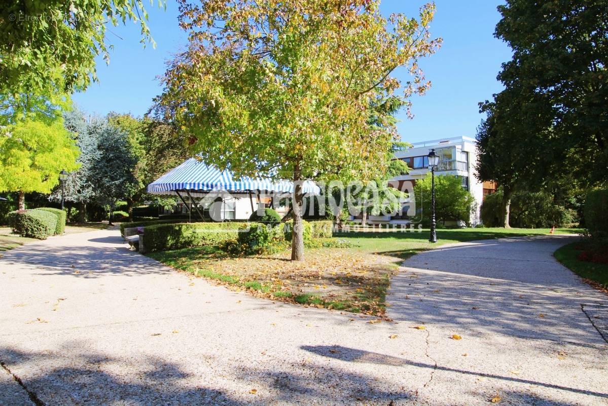 Appartement à LE CHESNAY