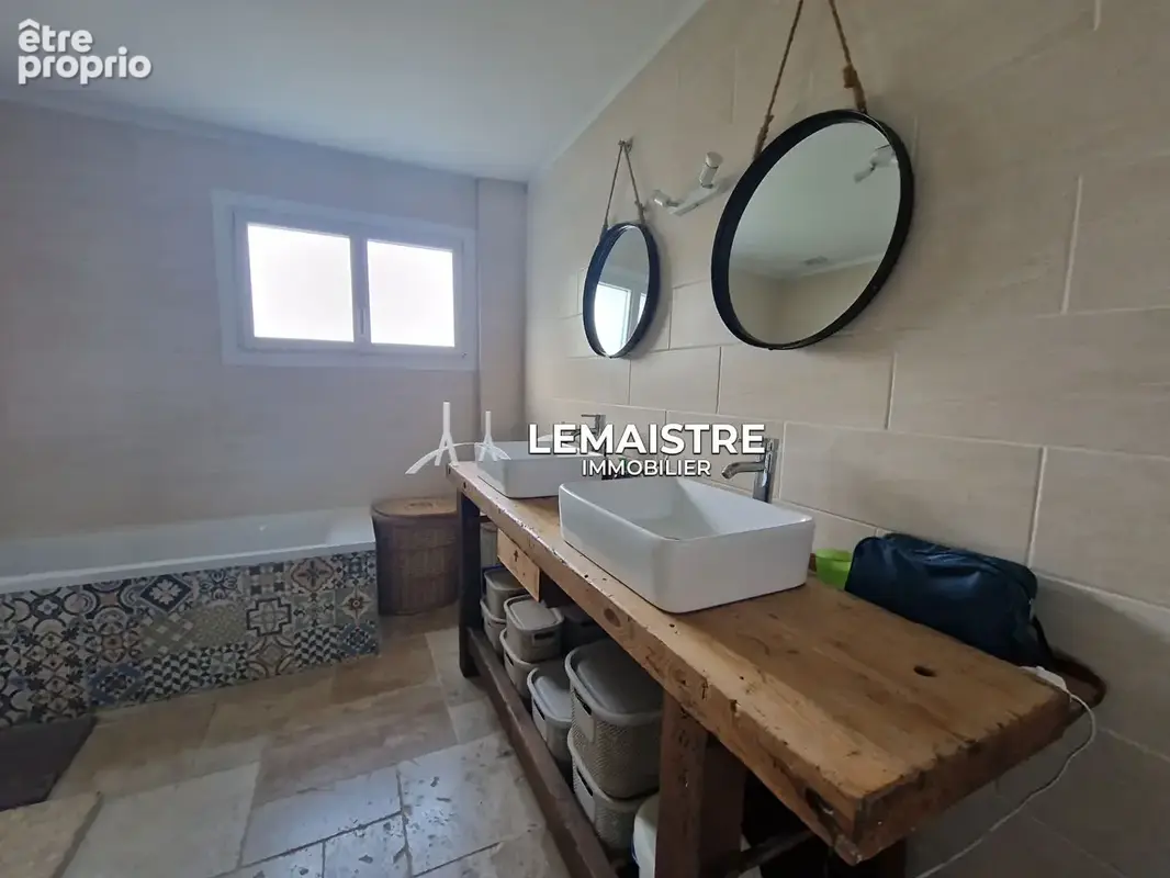 Maison à vendre - proximité St-Romain - 226 m² - 4 chambres - photo 9