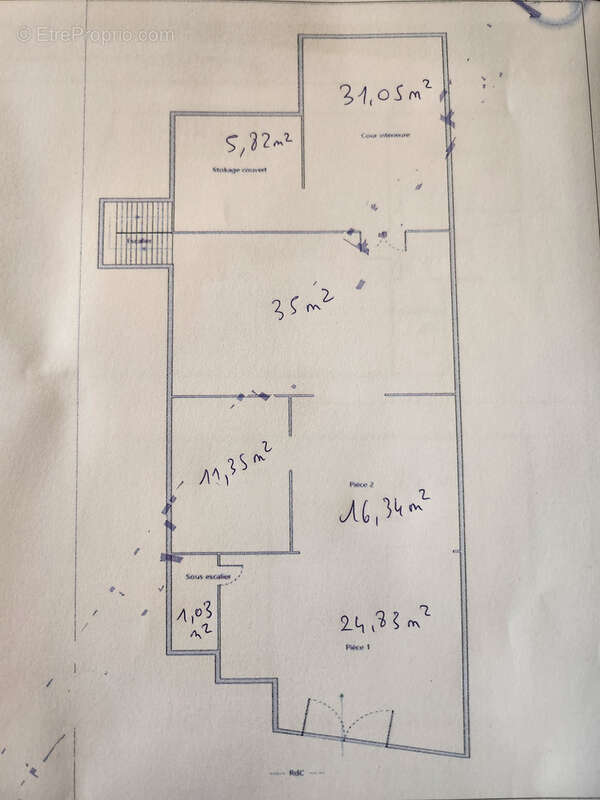 Appartement à UZES