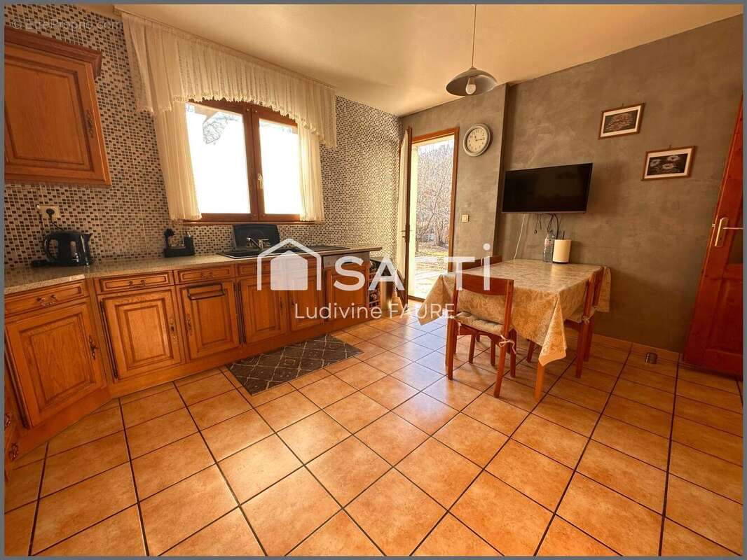 Photo 6 - Maison à LA ROCHE-DE-RAME