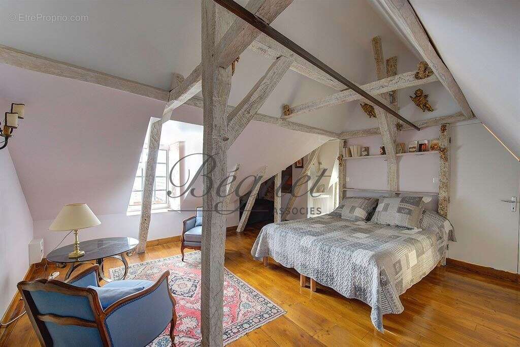 Maison à HUISMES