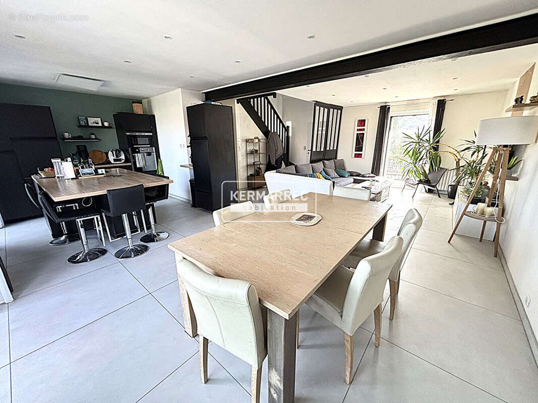 A VENDRE Maison 7 pièces à VAL D'IZÉ 124 m² - 236 100  HAI - photo 2