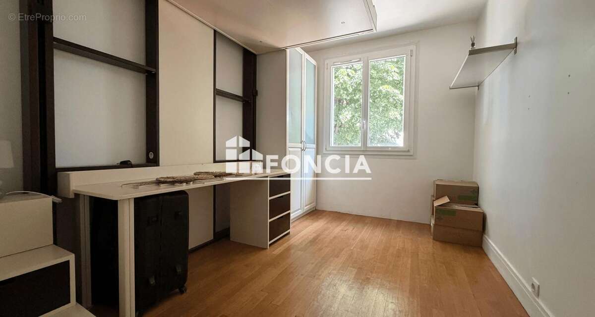 Appartement à BOURG-LA-REINE