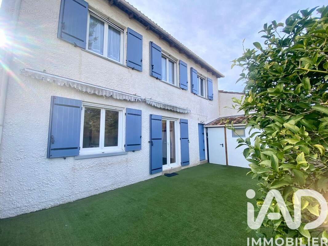 Photo 8 - Maison à LE MUY