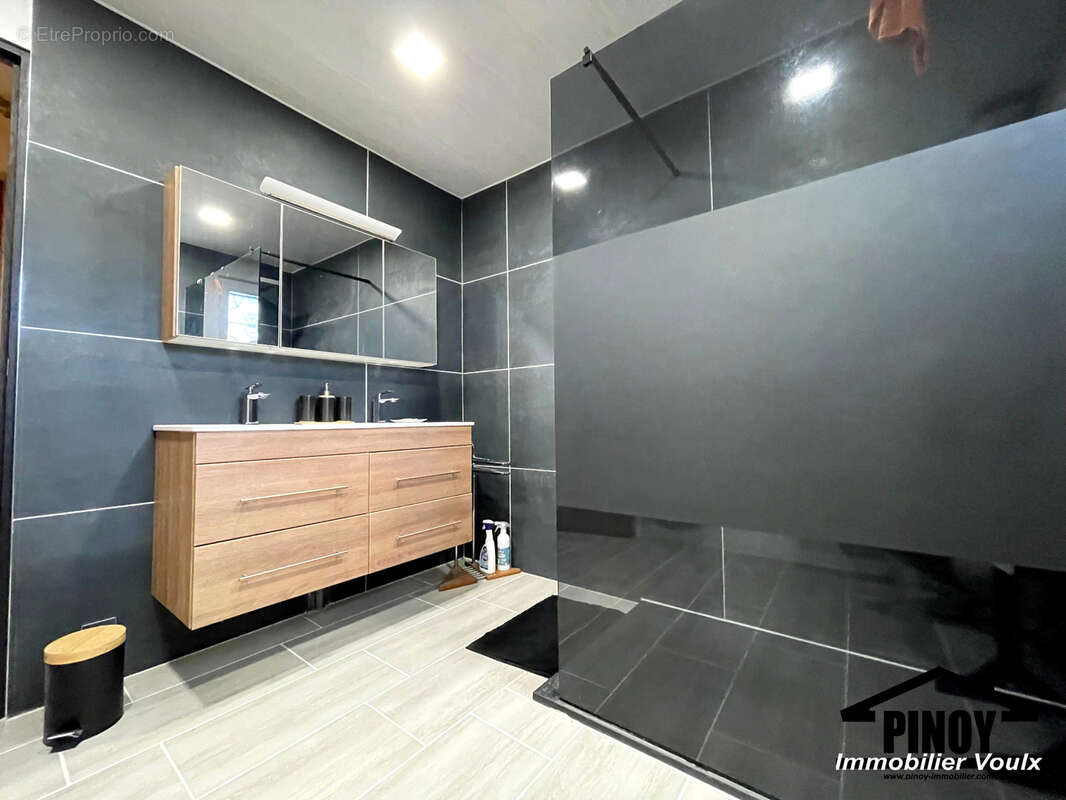 Maison à VILLEMARECHAL