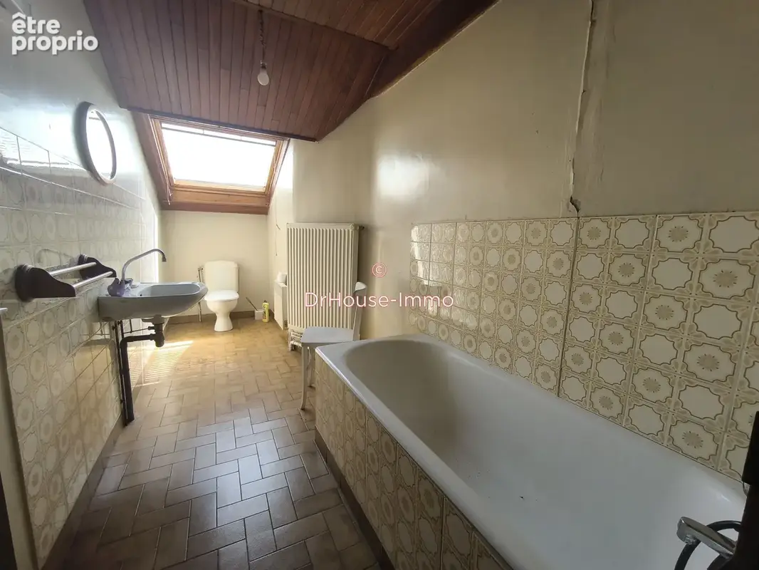 Maison 5 pièces 165 m² à vendre à L'isle-Sur-Le-Doubs (25250) - photo 28
