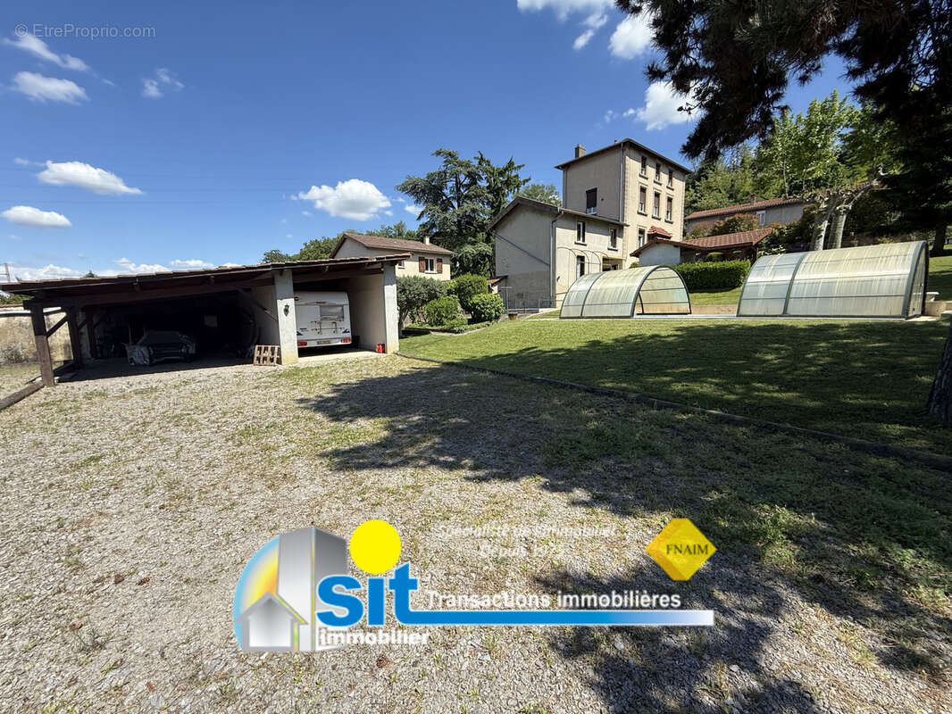 Maison à REVENTIN-VAUGRIS