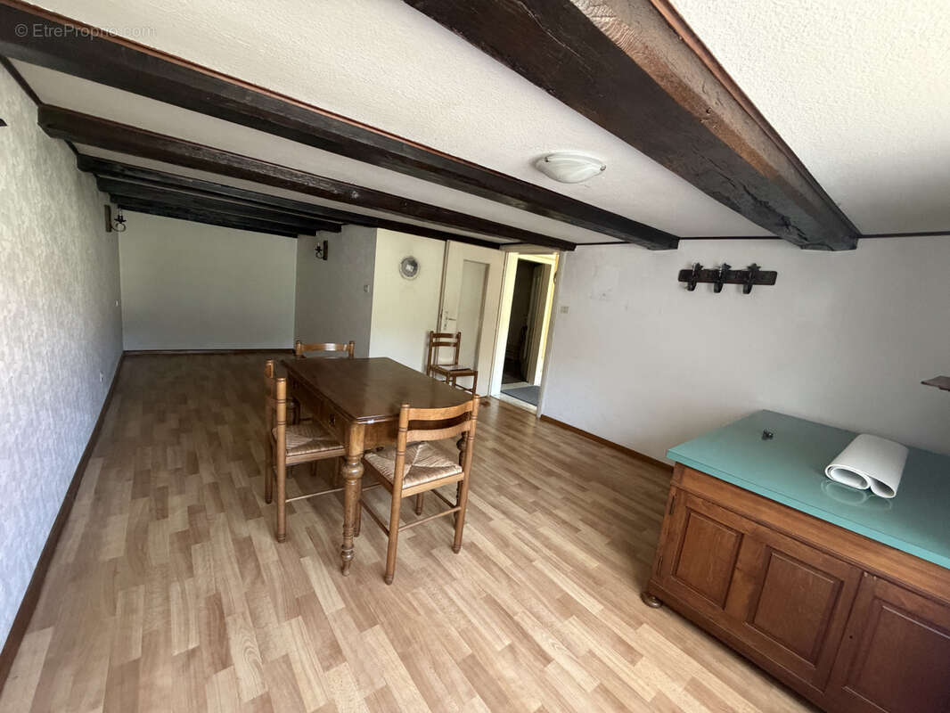 BOUXWILLER, Deux maisons accolées dont une à rénover et l'autre à réabiliter entièrement - photo 2