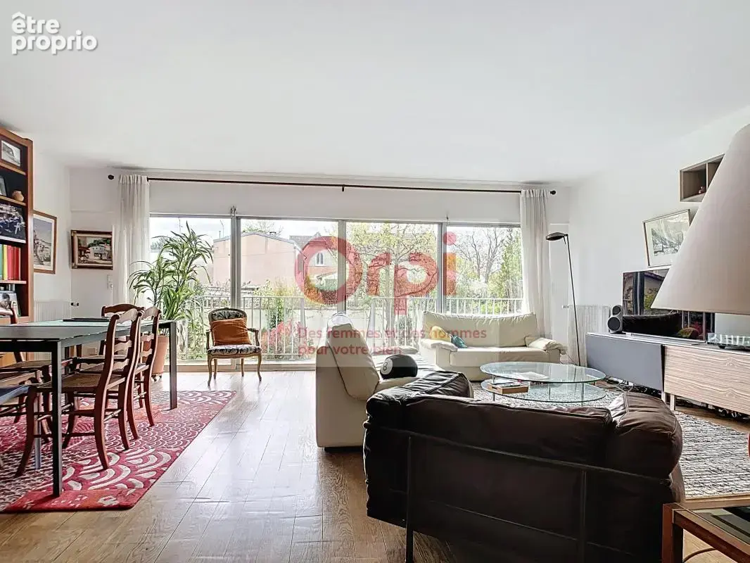 Clamart Gare - Maison 7/8 pièces terrain 374 m² - photo 2