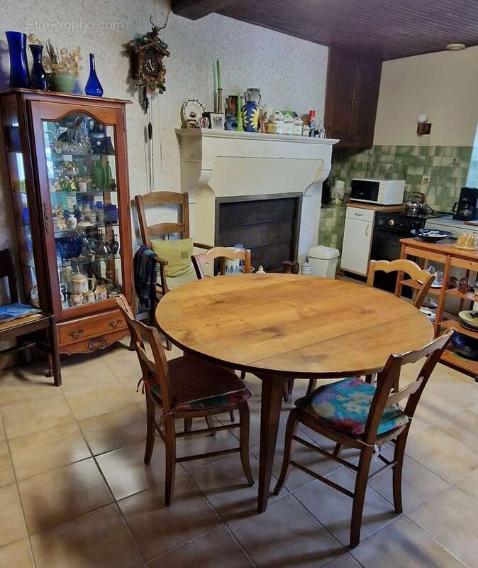 Maison de caractère avec grande grange/garage et plus de 1600m2 de terrain attenant - photo 60