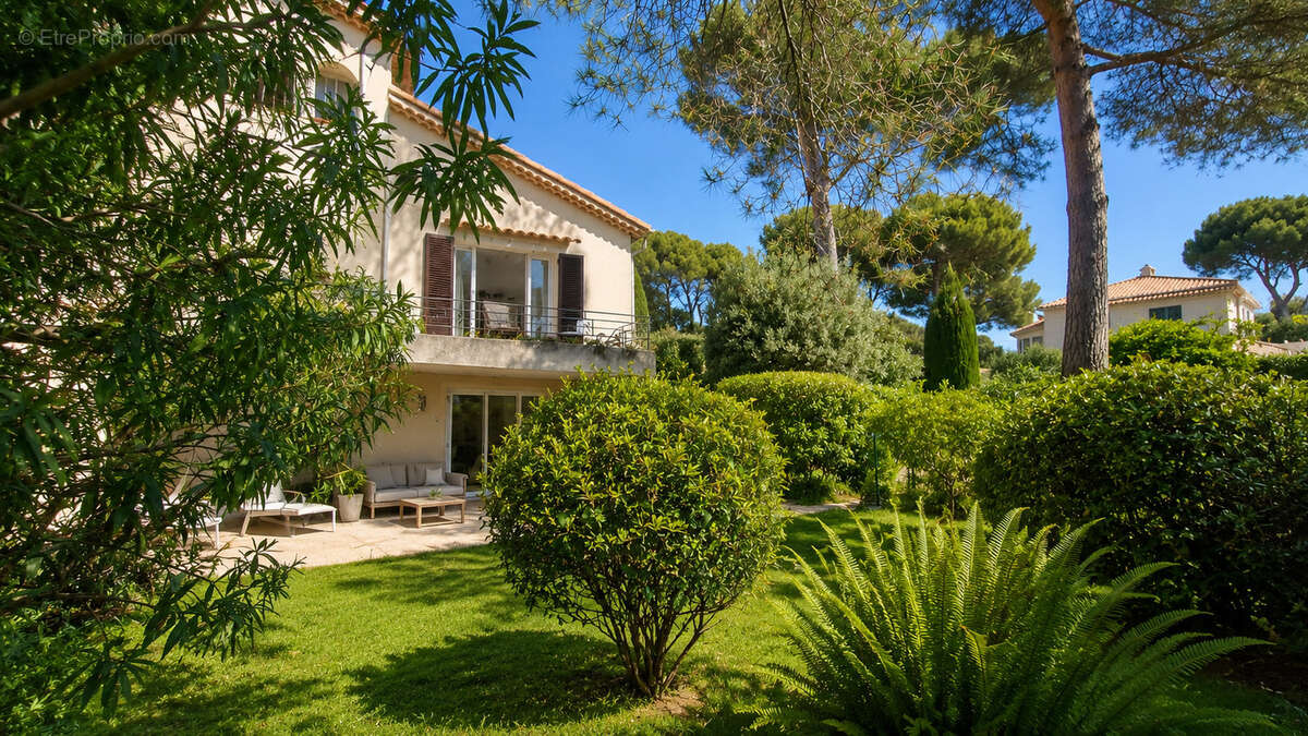Maison à ANTIBES