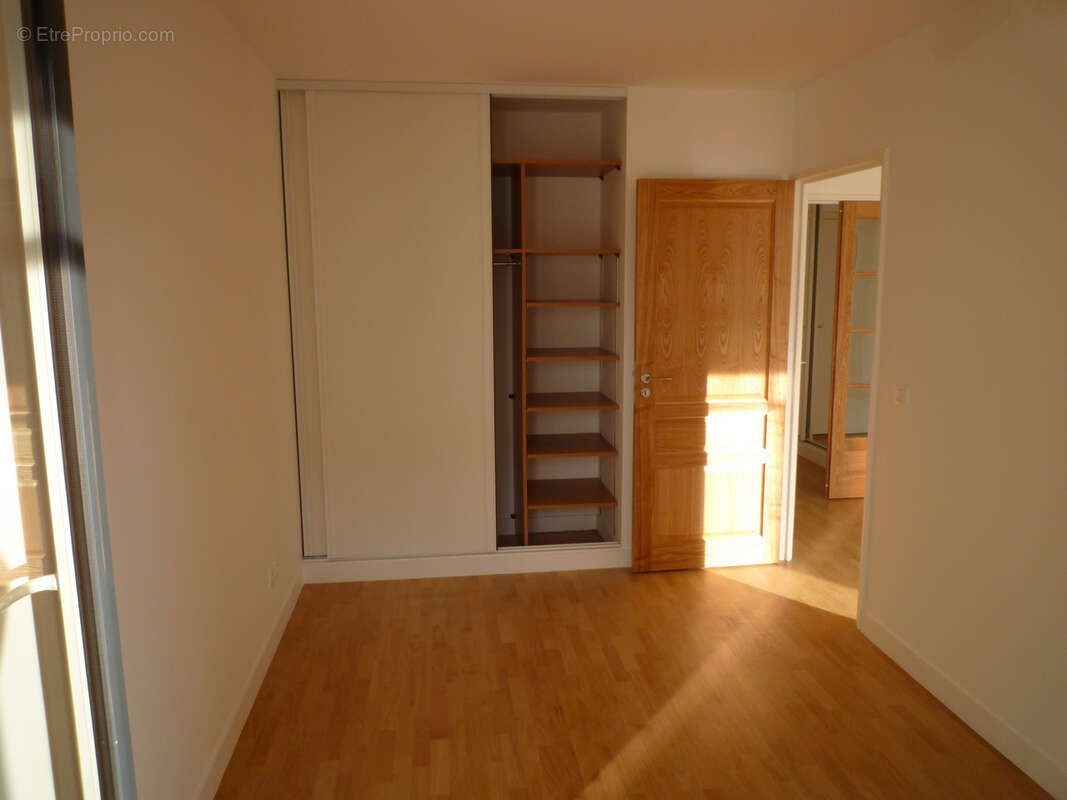 Appartement à PARIS-19E