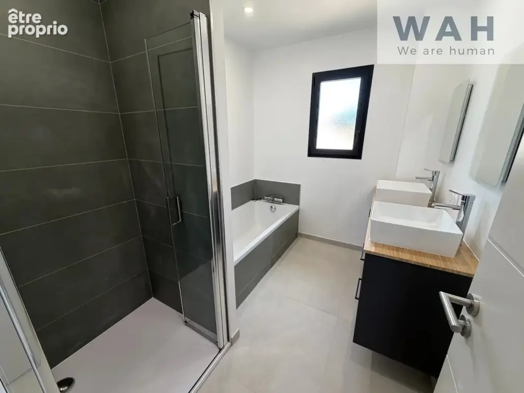 Vente villa de type 5 en r+1 avec garage et piscine sur une - photo 12