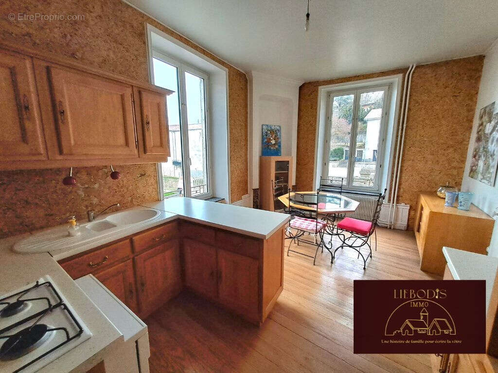 Maison de maître pleine de potentiel - photo 3