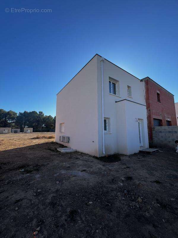 Maison à VIAS