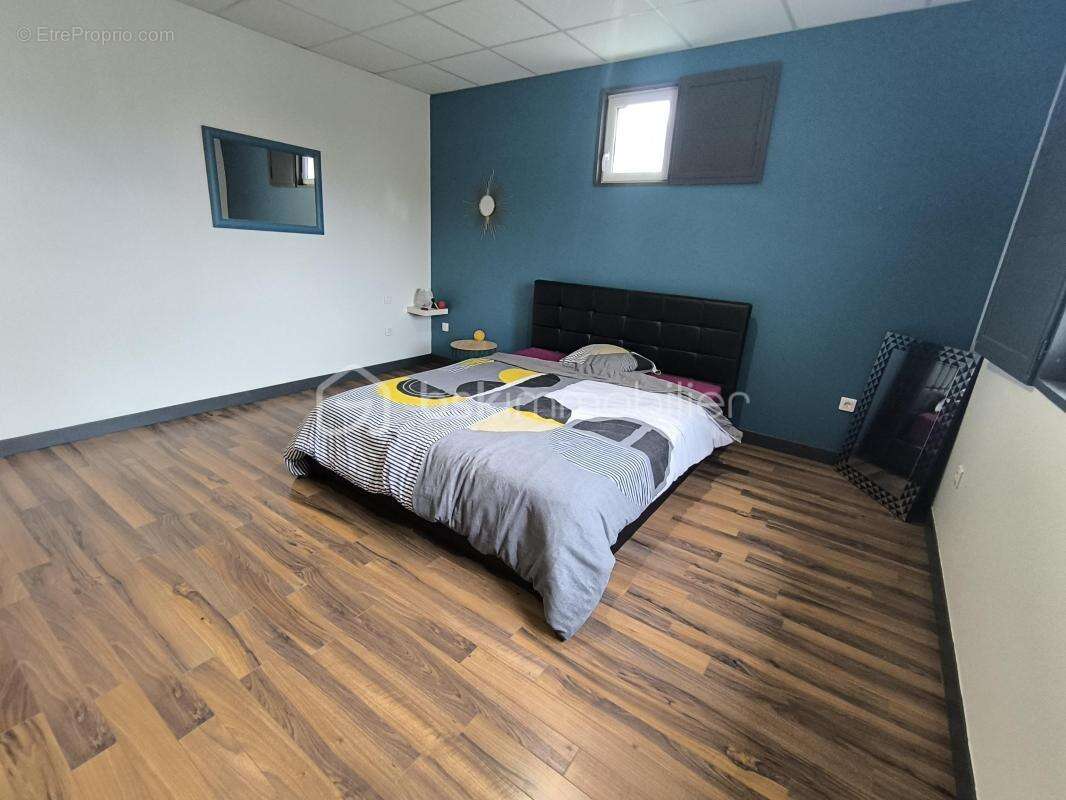 Maison à CHASNE-SUR-ILLET