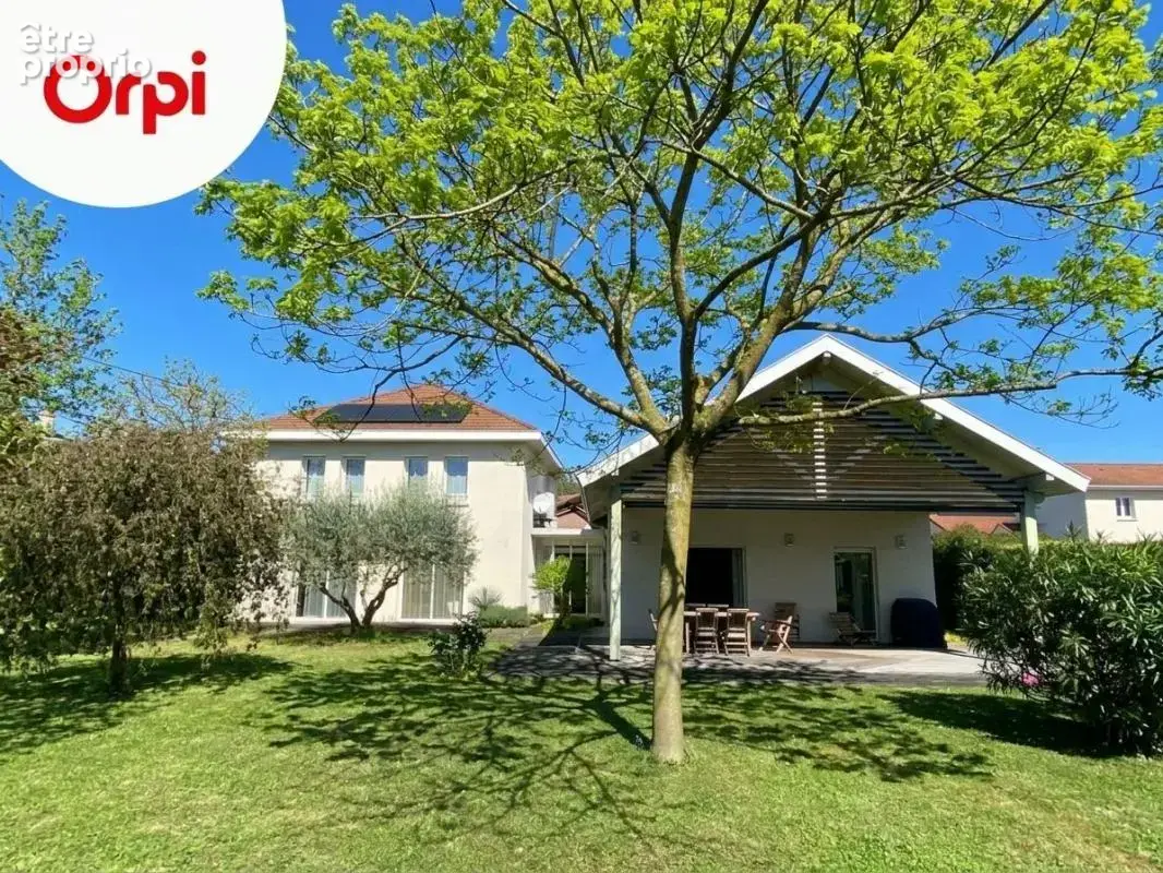 Vourey sur les coteaux, Maison familiale de standing – +200 m² – Secteur calme et résidentiel – Hors lotissement - photo 1