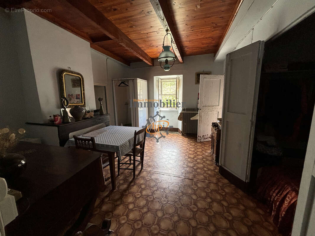 Maison à SAINT-JEAN-ET-SAINT-PAUL