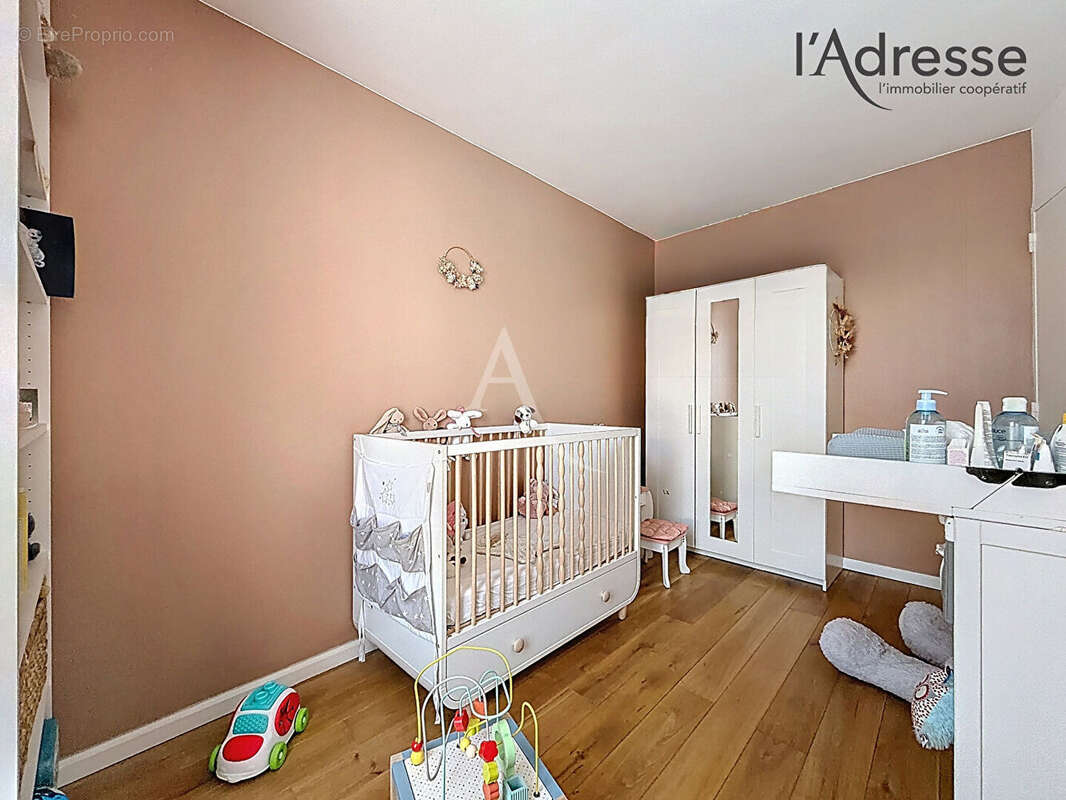 Appartement à NANTERRE