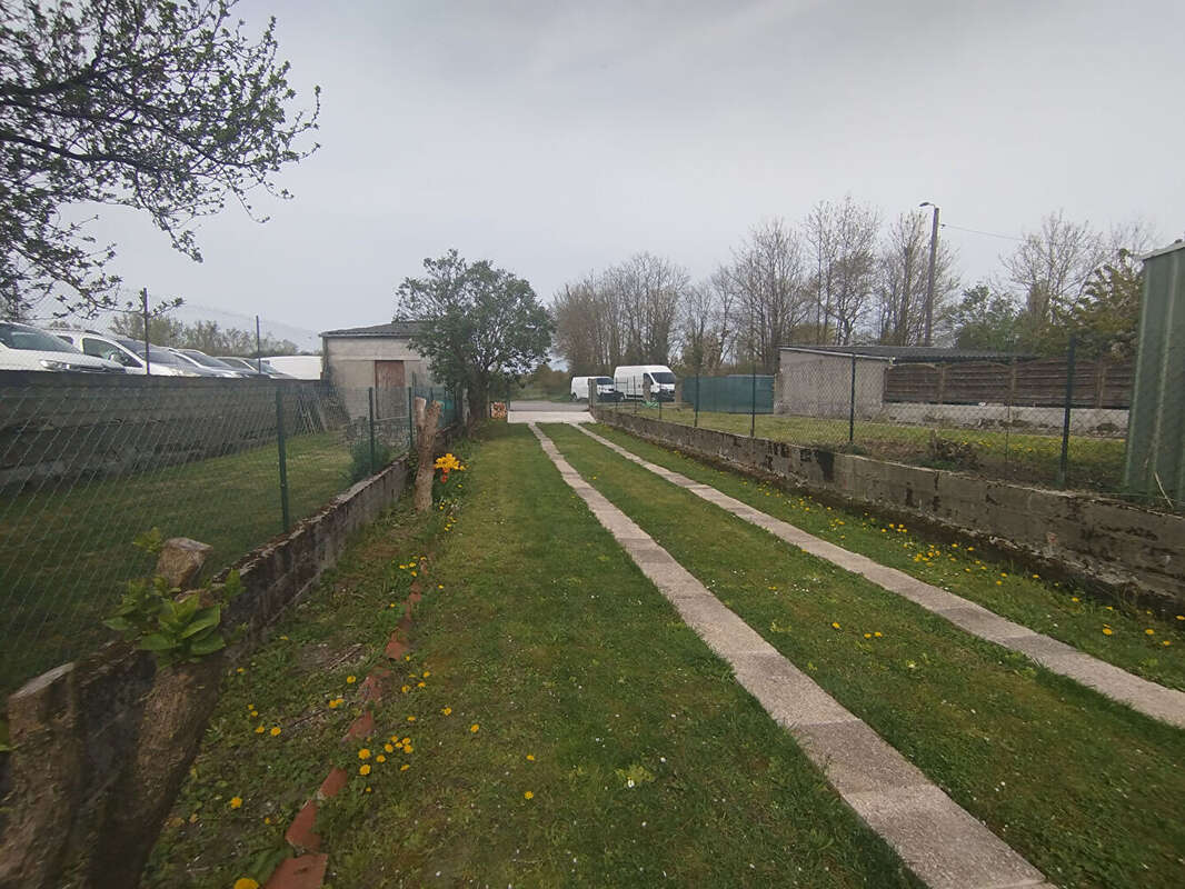 Maison à ORIGNY-SAINTE-BENOITE